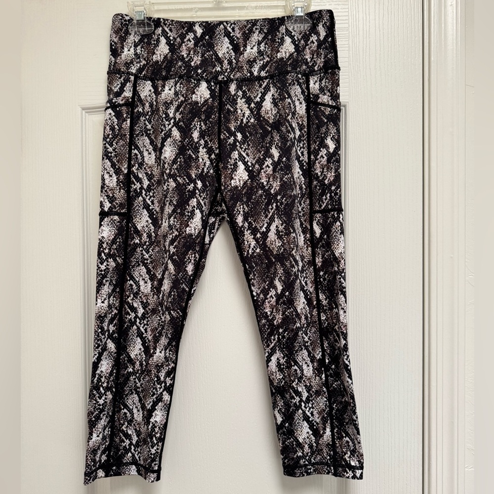 Constantly Varied Gear Capris